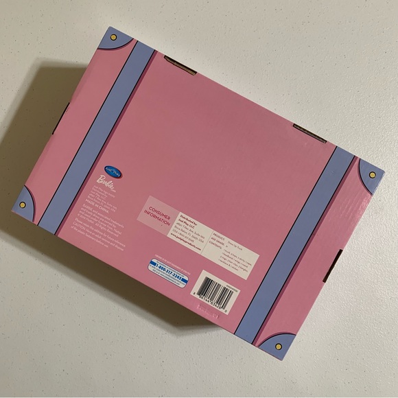 Barbie Dress-Up Trunk Set-Fits Sizes 4-6X NWT - Picture 8 of 10